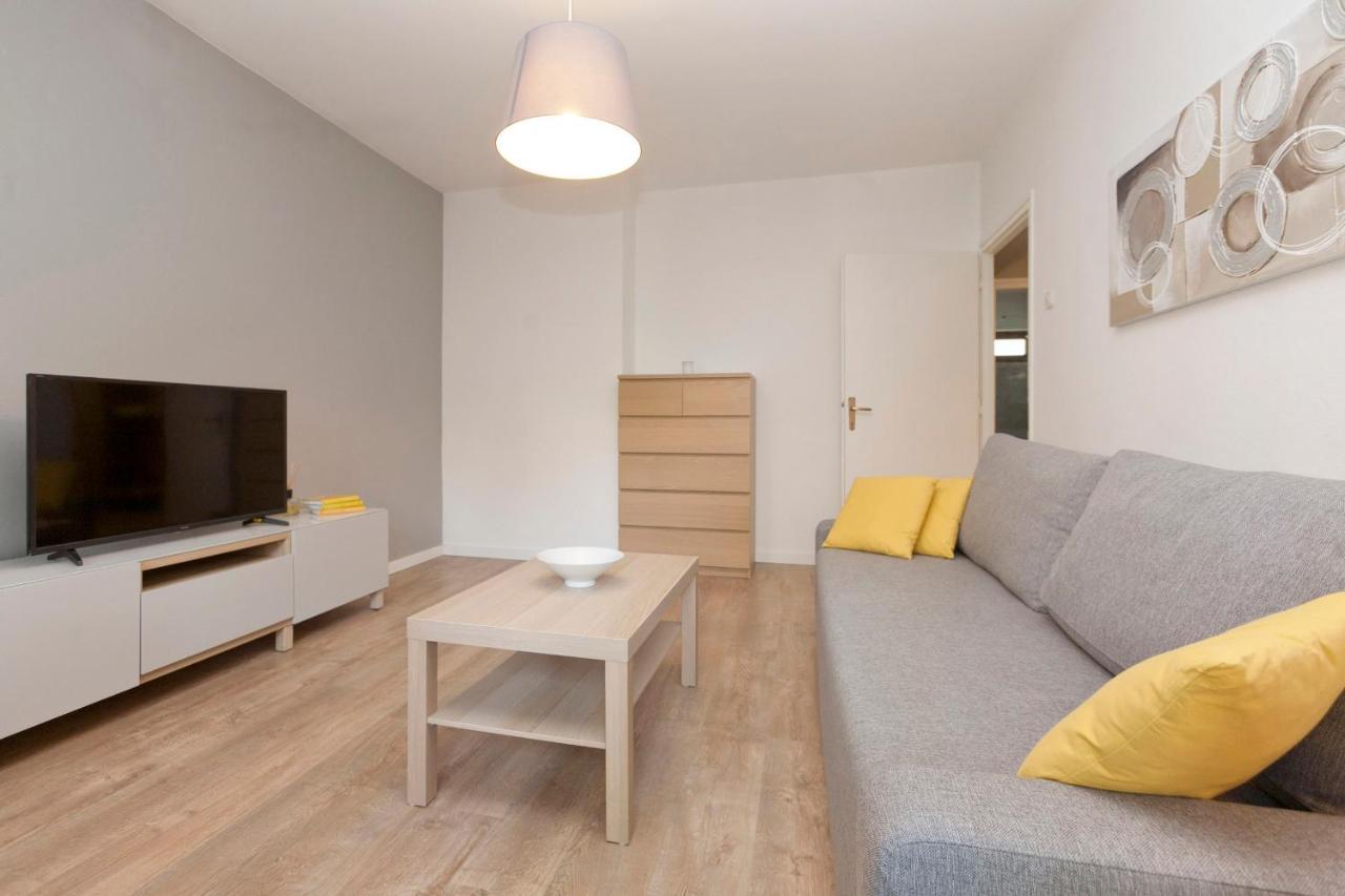 Rr Apartment Пула Екстериор снимка